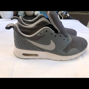 Nike Airmax $10 final price